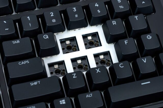 Kinesis Freestyle Edge RGB Plus Switches Removed